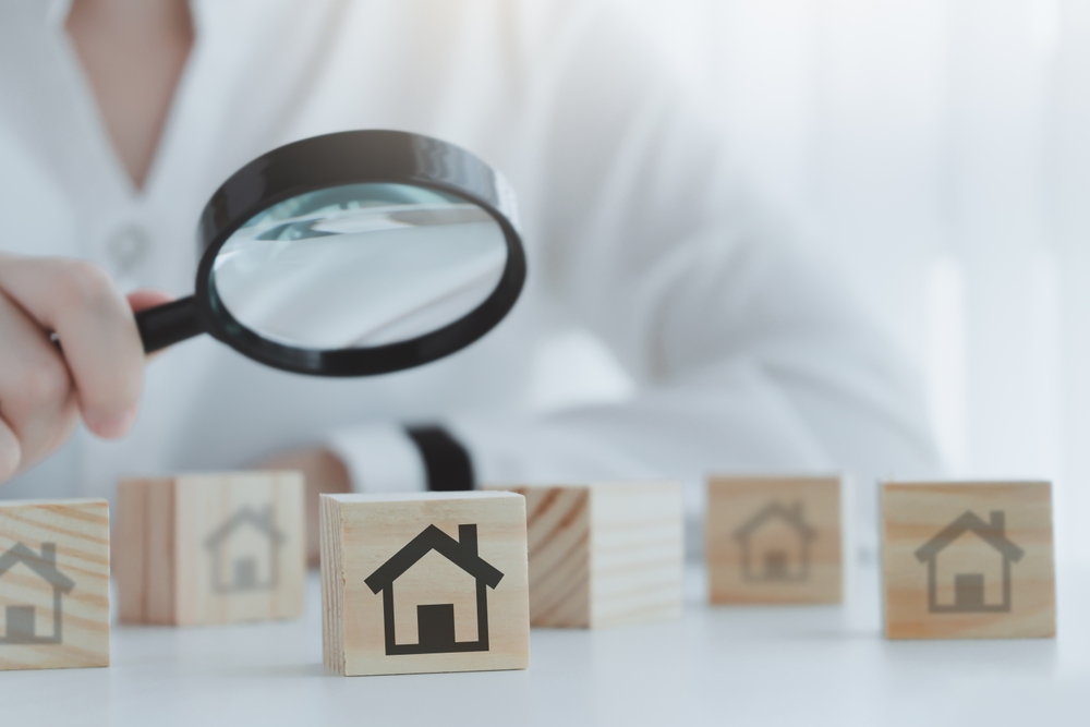 hoa management vs property management